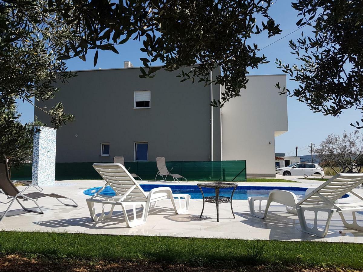 Villa Initium Traù Esterno foto